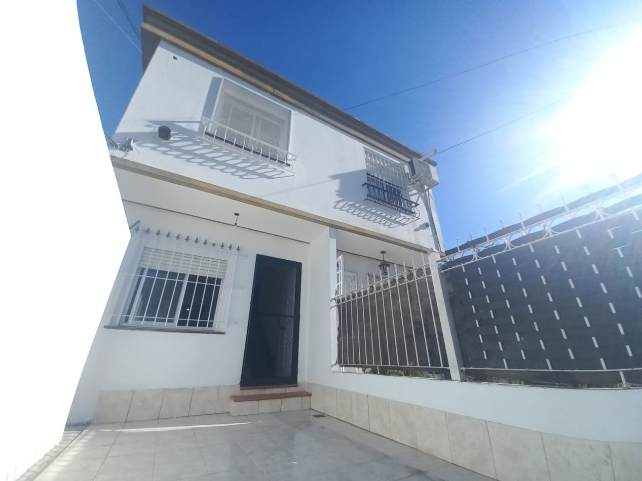 VENTA DUPLEX PILAR APTO CREDITO 