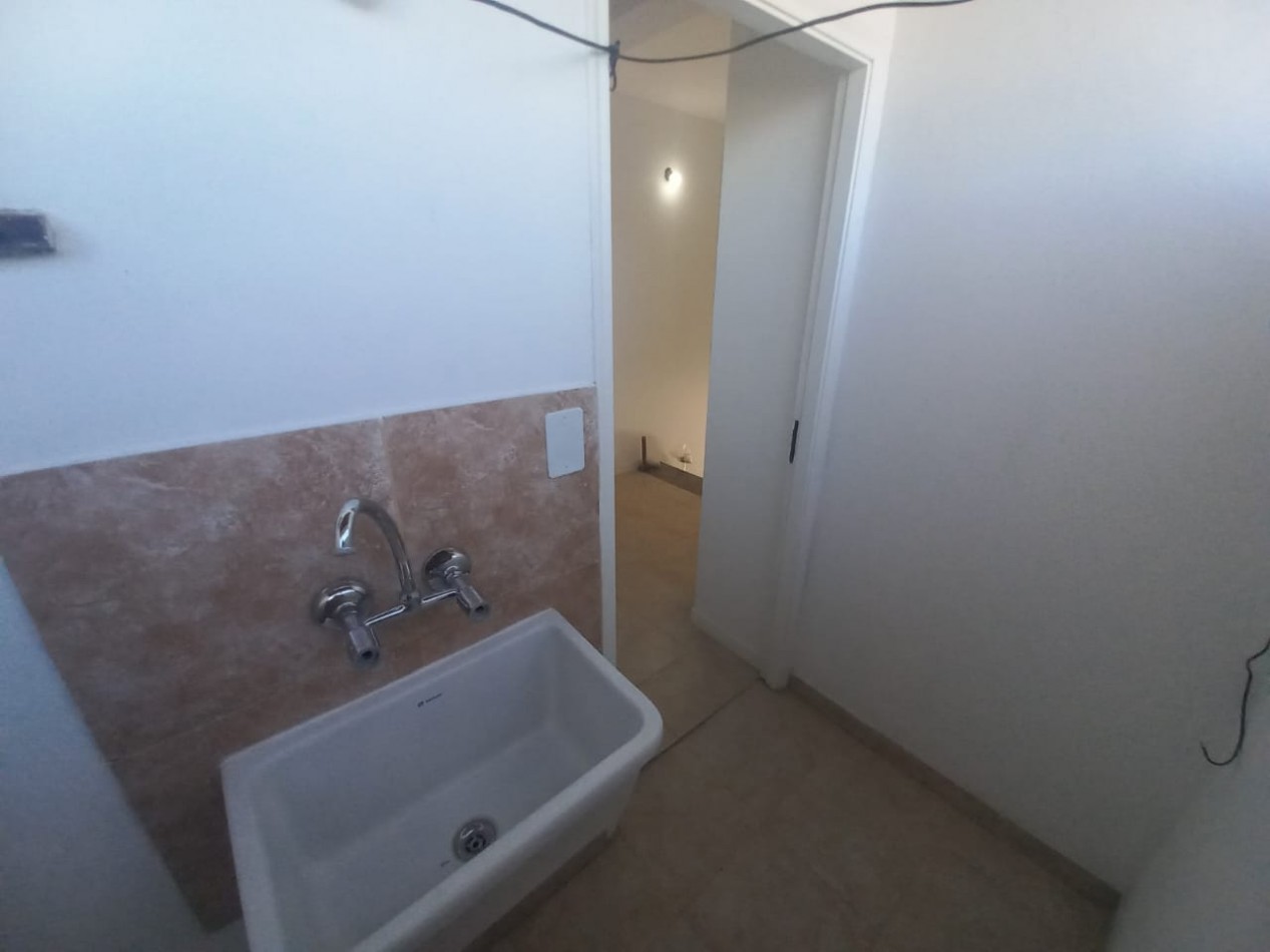 VENTA DUPLEX PILAR APTO CREDITO 