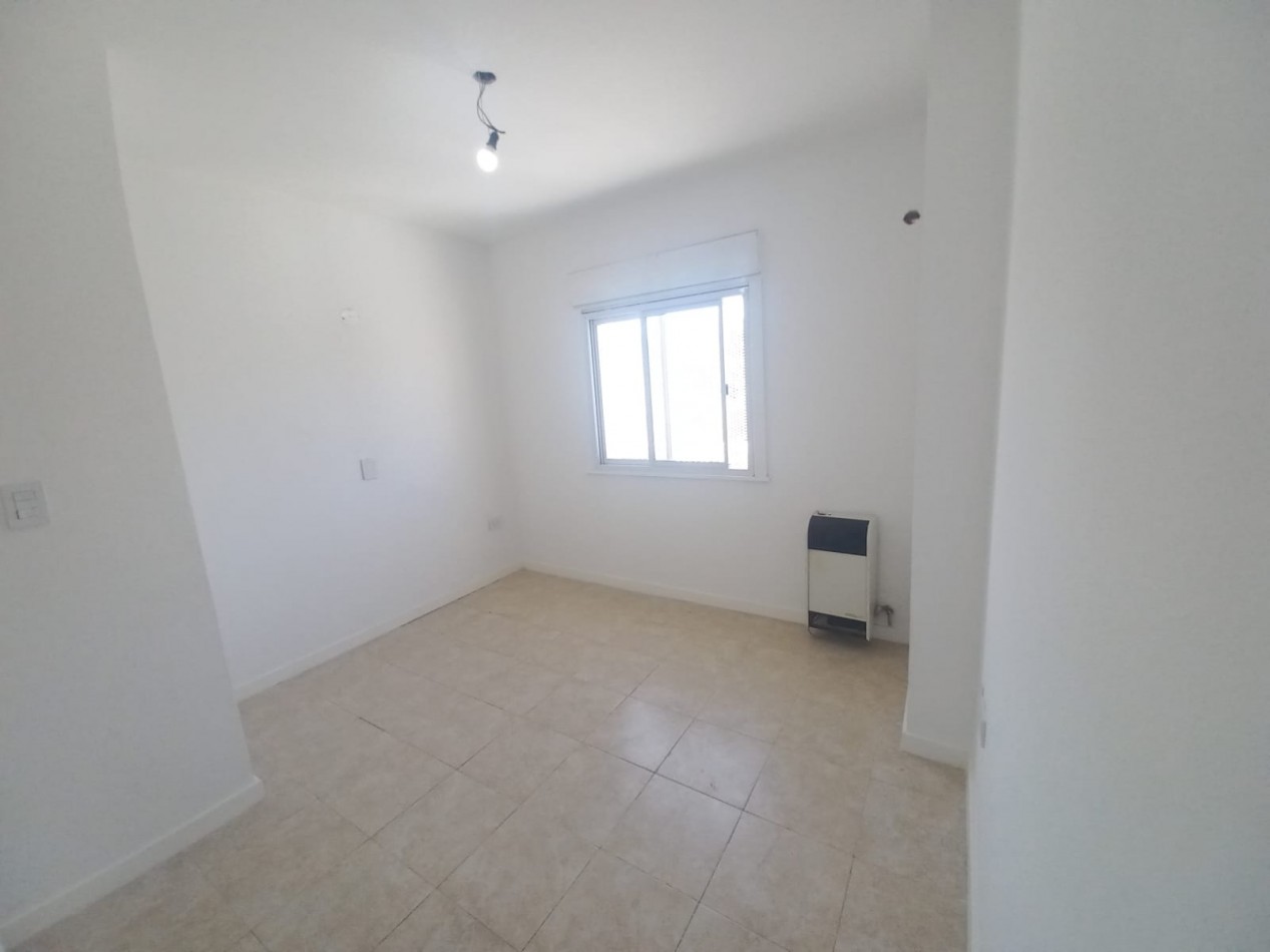 VENTA DUPLEX PILAR APTO CREDITO 