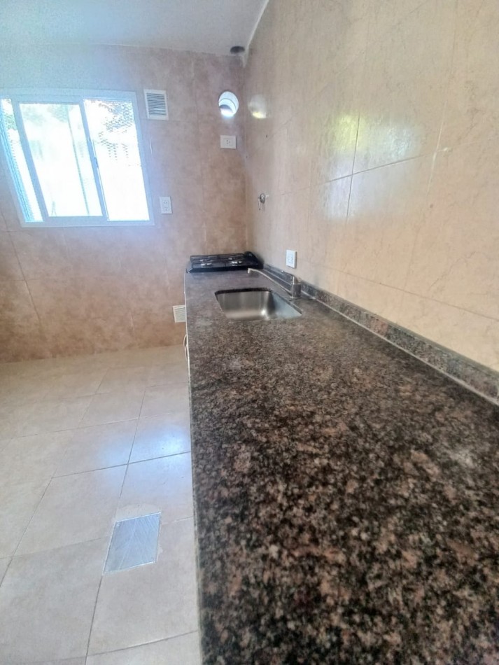 VENTA DUPLEX PILAR APTO CREDITO 