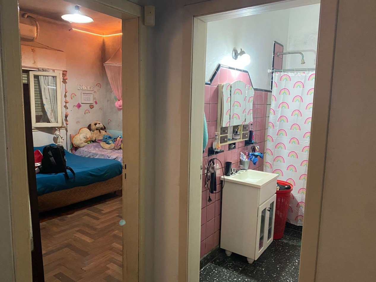 VENTA CASA BELLA VISTA A REFACCIONAR