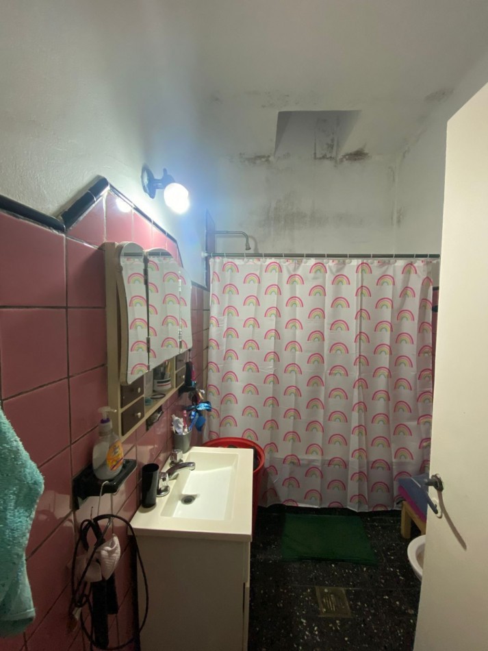 VENTA CASA BELLA VISTA A REFACCIONAR