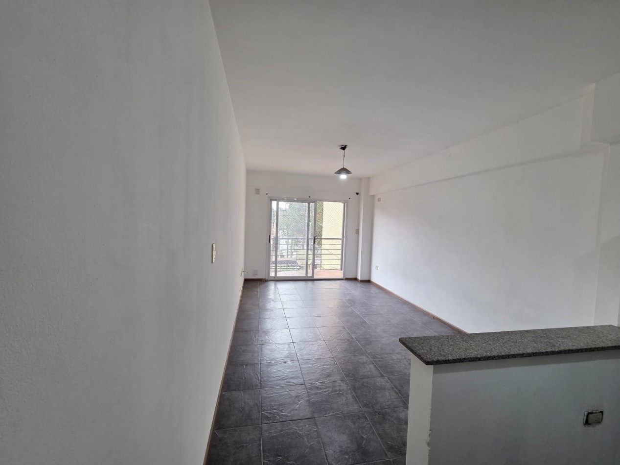 VENTA APTO CREDITO MONOAMBIENTE CON BALCON