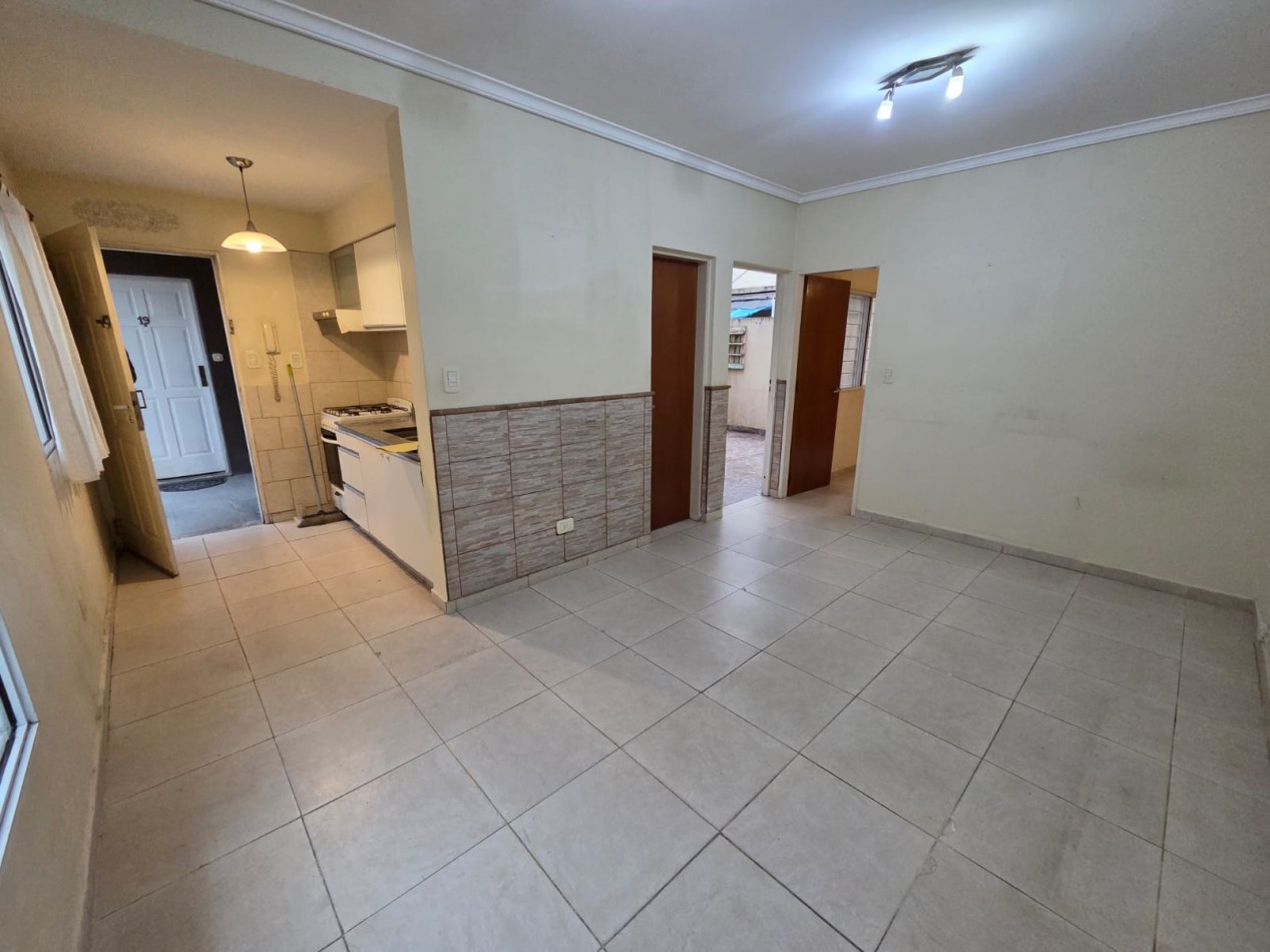ALQUILER DOS AMBIENTES CON PATIO SAN MIGUEL