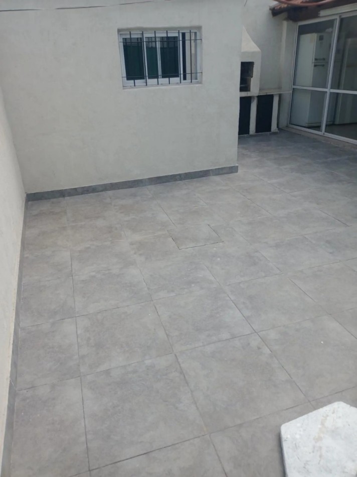 ALQUILER CASA VILLA DE MAYO CON PATIO