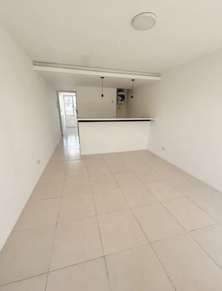 ALQUILER DOS AMBIENTES COCHERA JOSE C PAZ