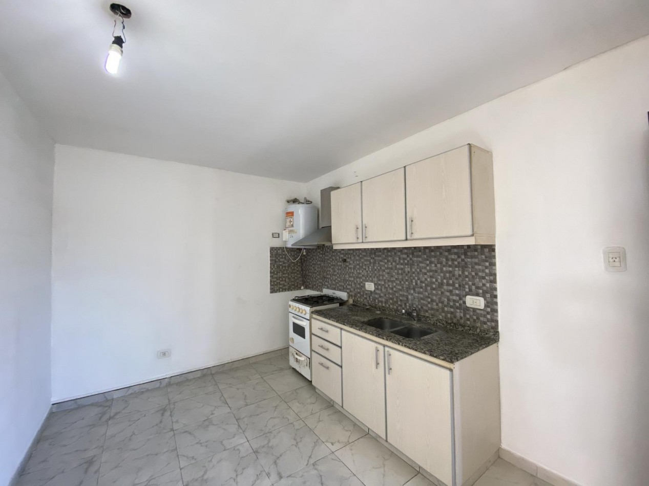 VENTA APTO CREDITO DOS AMBIENTES BALCON COCHERA MUÑIZ