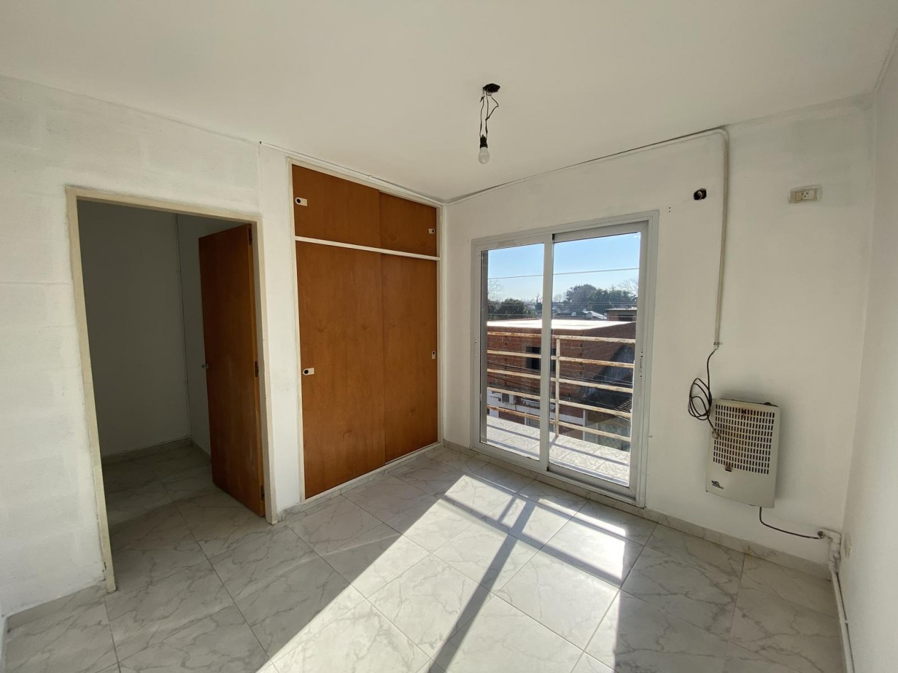 VENTA APTO CREDITO DOS AMBIENTES BALCON COCHERA MUÑIZ