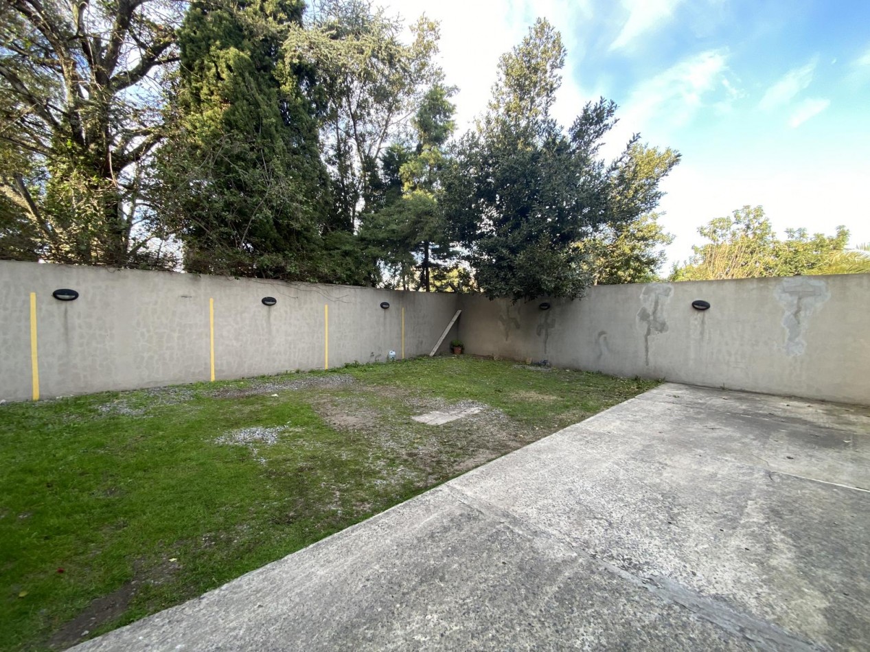 VENTA APTO CREDITO DOS AMBIENTES BALCON COCHERA MUÑIZ