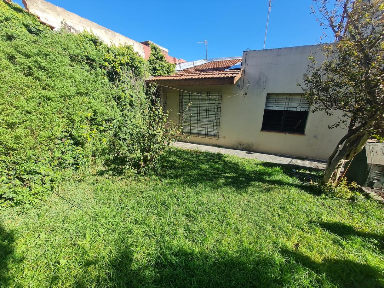 VENTA CASA A REFACCIONAR BELLA VISTA
