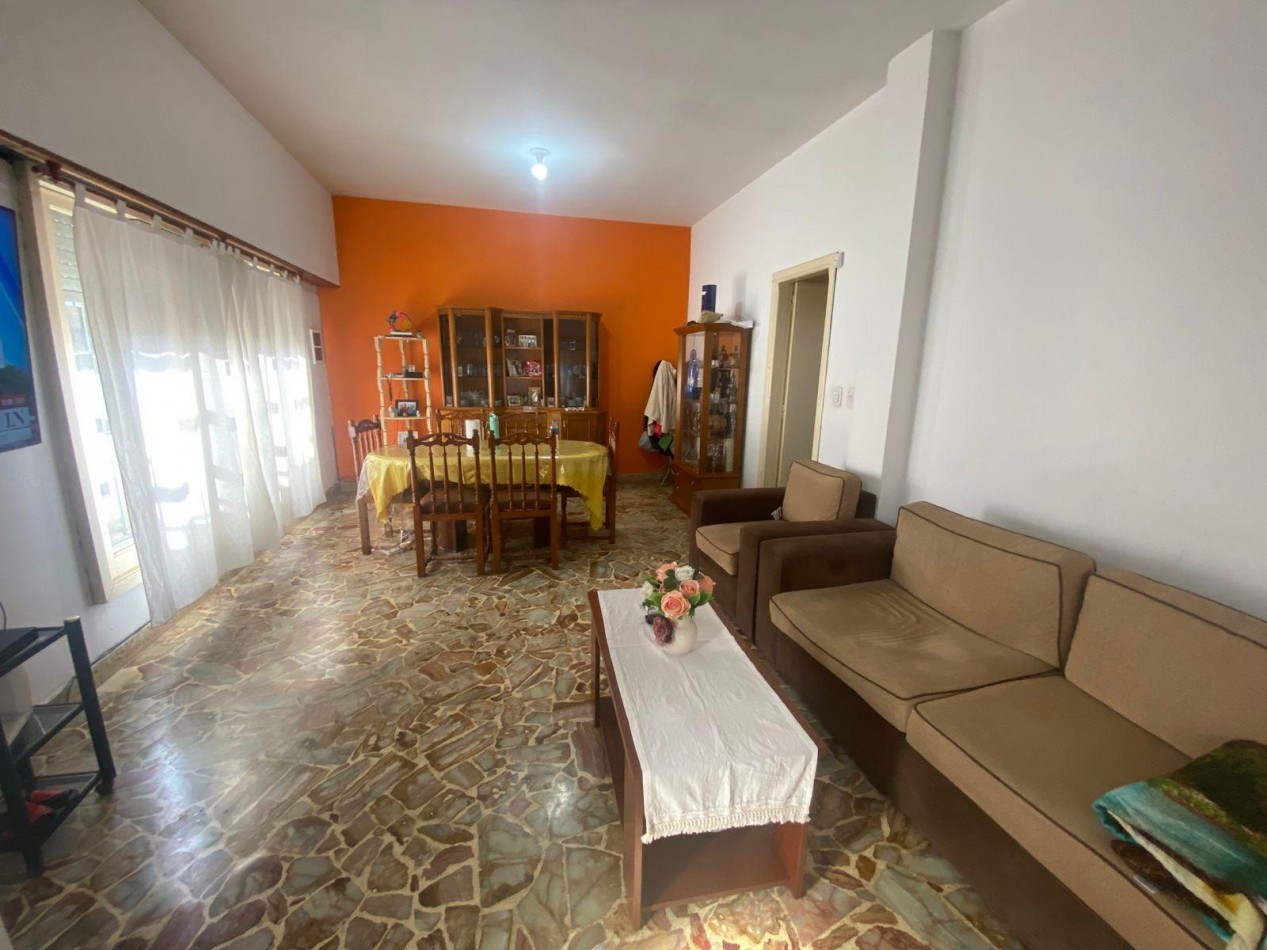 VENTA CASA CON PARQUE SAN MIGUEL