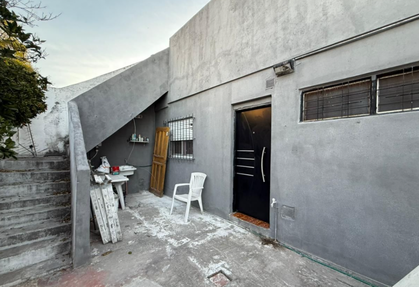 ALQUILER CASA TRES AMBIENTES COCHERA Y PATIO SAN MIGUEL
