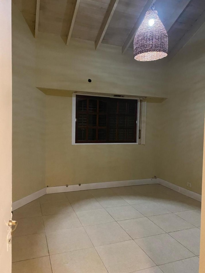 VENTA CASA CUATRO AMBIENTES JOSE C PAZ