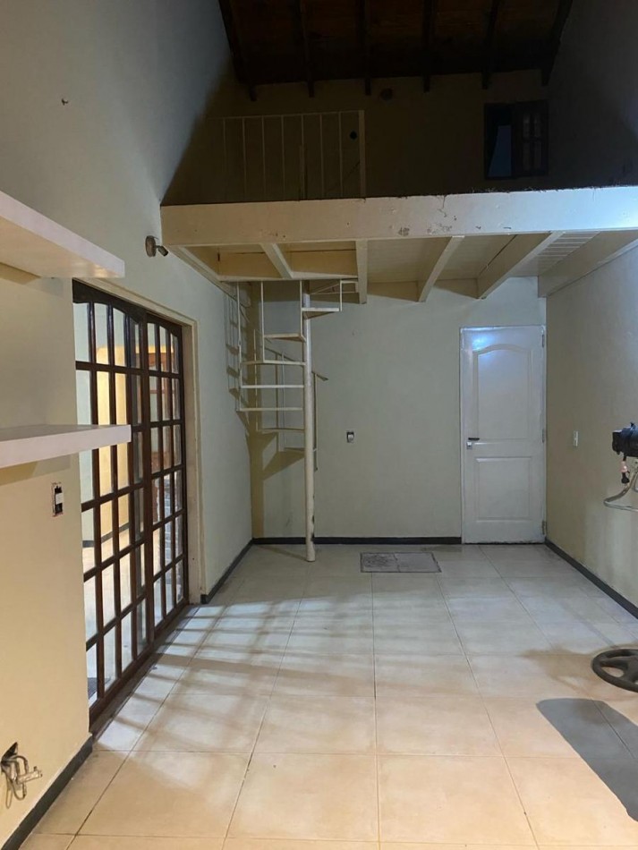 VENTA CASA CUATRO AMBIENTES JOSE C PAZ