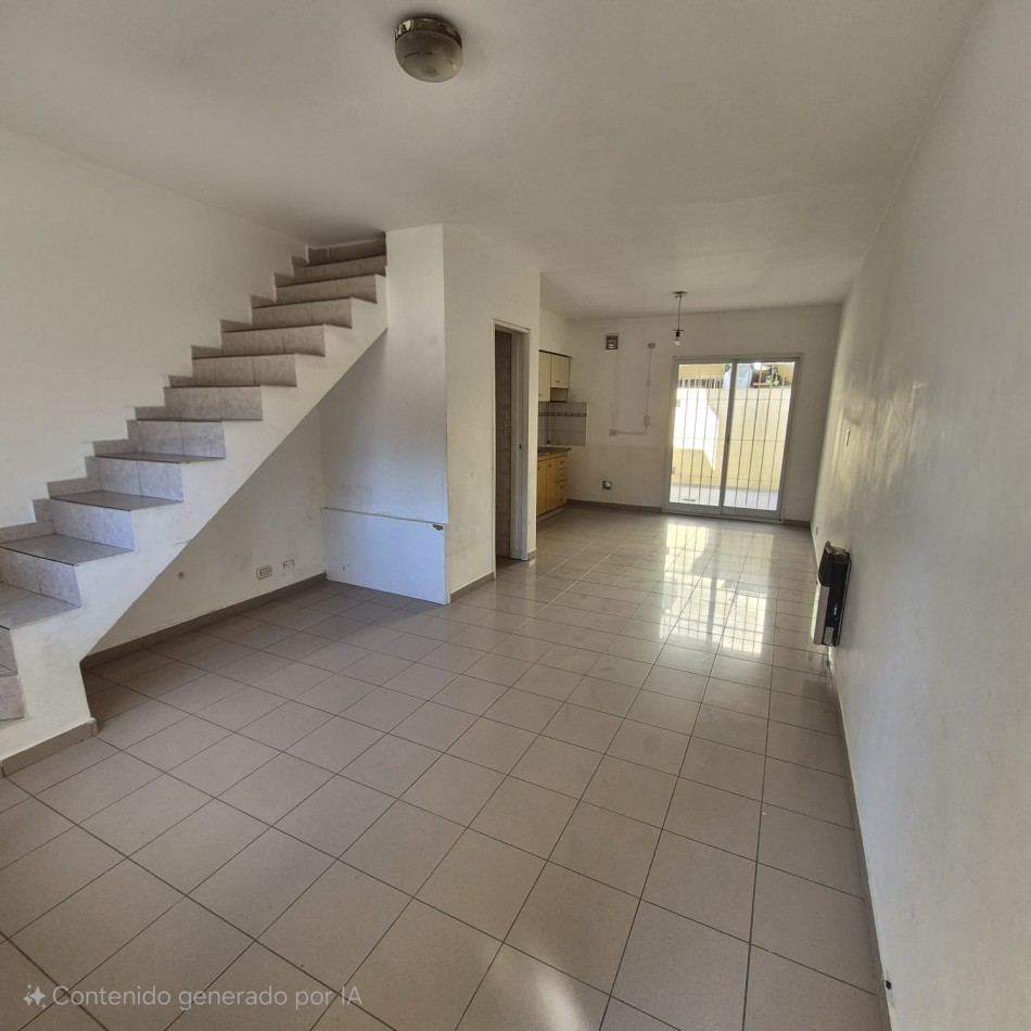 APTO CREDITO VENTA DUPLEX COCHERA PATIO JOSE C. PAZ