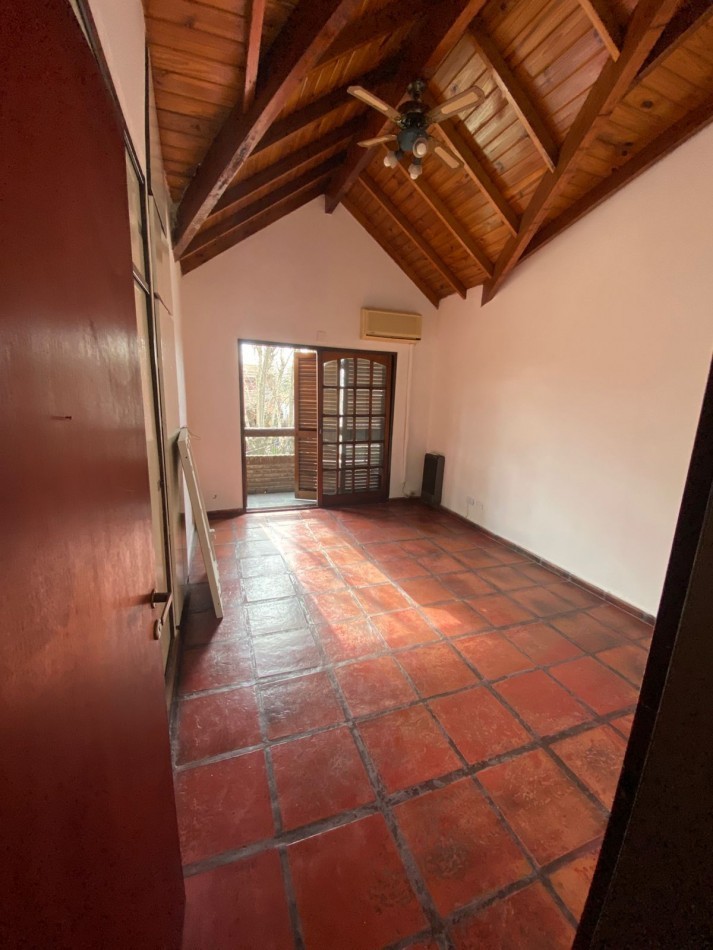 VENTA APTO CREDITO CASA SEIS AMBIENTES PARQUE PILETA SAN MIGUEL CENTRO