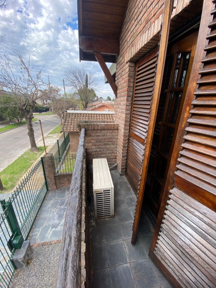 VENTA APTO CREDITO CASA SEIS AMBIENTES PARQUE PILETA SAN MIGUEL CENTRO