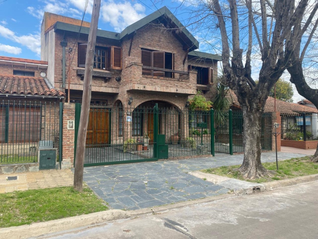 VENTA APTO CREDITO CASA SEIS AMBIENTES PARQUE PILETA SAN MIGUEL CENTRO