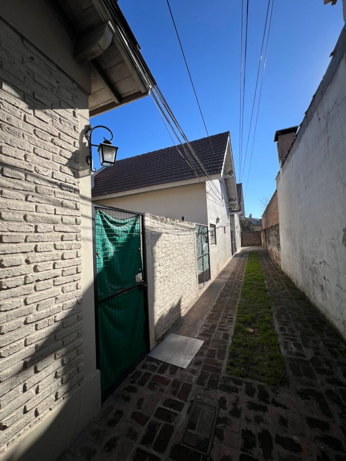 VENTA APTO CREDITO DUPLEX CON JARDIN JOSE C PAZ