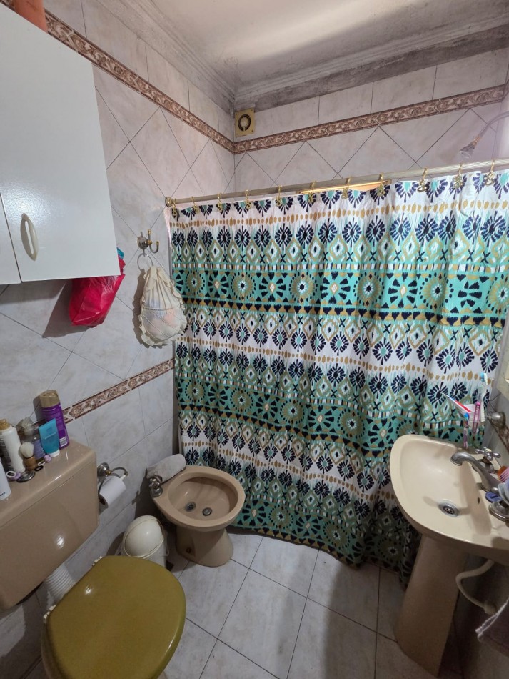 VENTA CASA CON PARQUE Y PILETA JOSE C PAZ