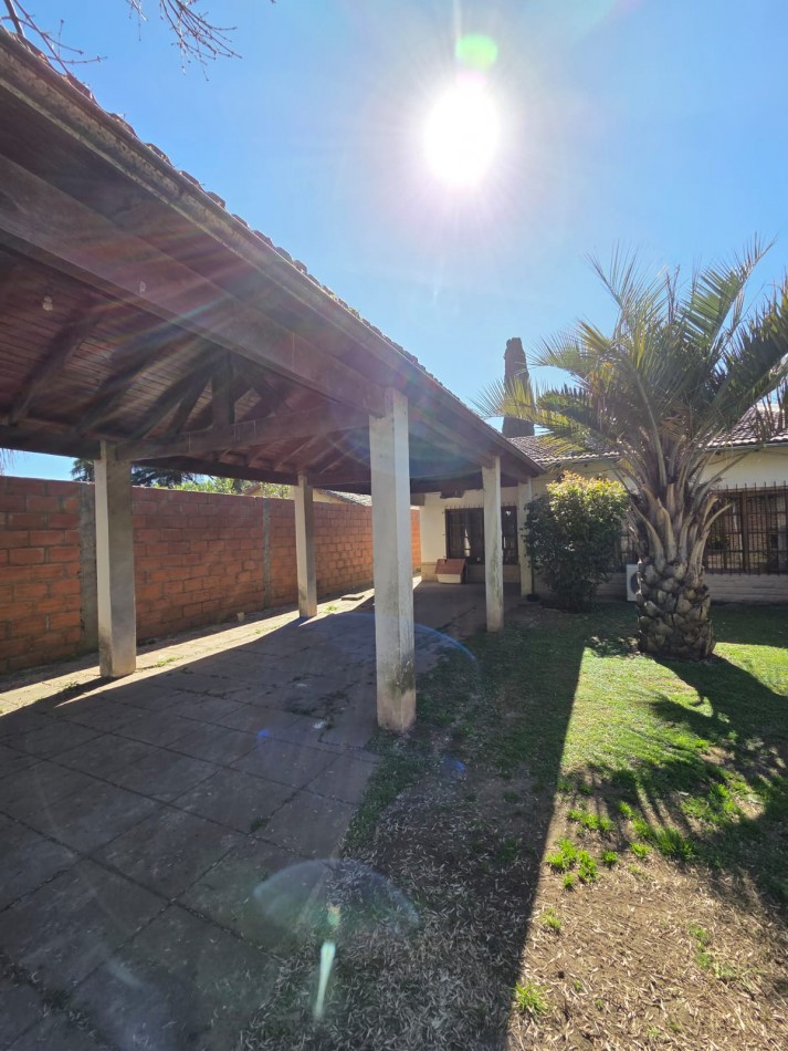 VENTA CASA CON PARQUE Y PILETA JOSE C PAZ