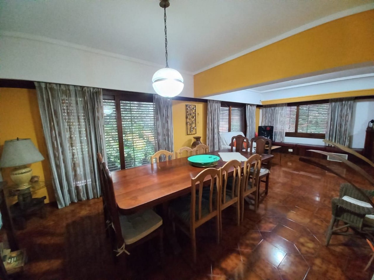 VENTA CASA CUATRO AMBIENTES BELLA VISTA