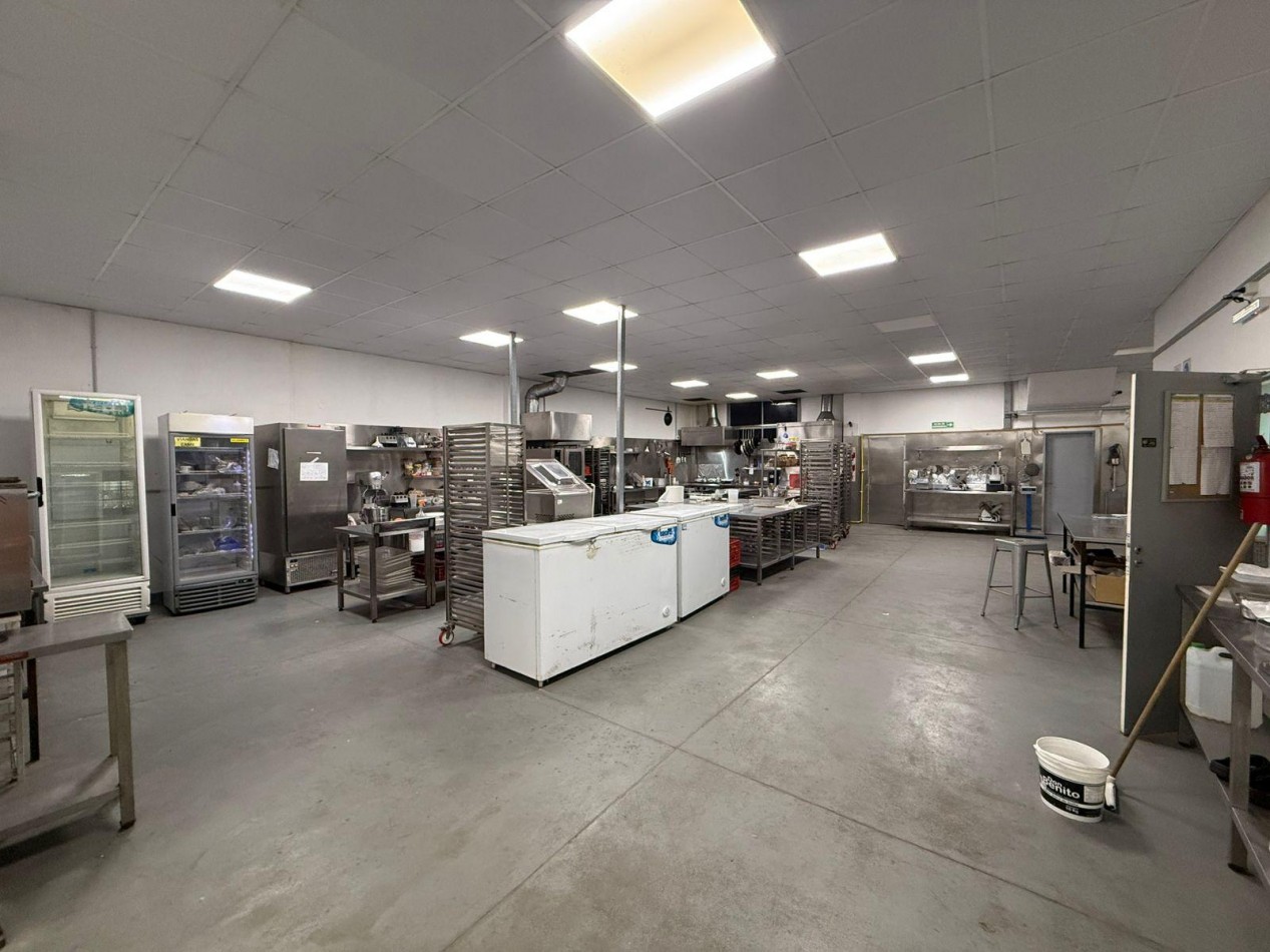 VENTA GALPON 400M2 SAN MIGUEL 