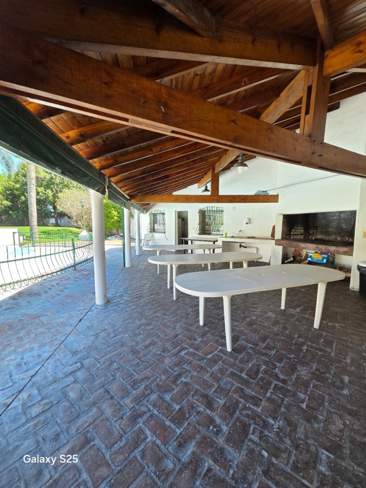 VENTA APTO CREDITO TRES AMBIENTES COCHERA JARDIN PATIO PILETA MUÑIZ SAN MIGUEL