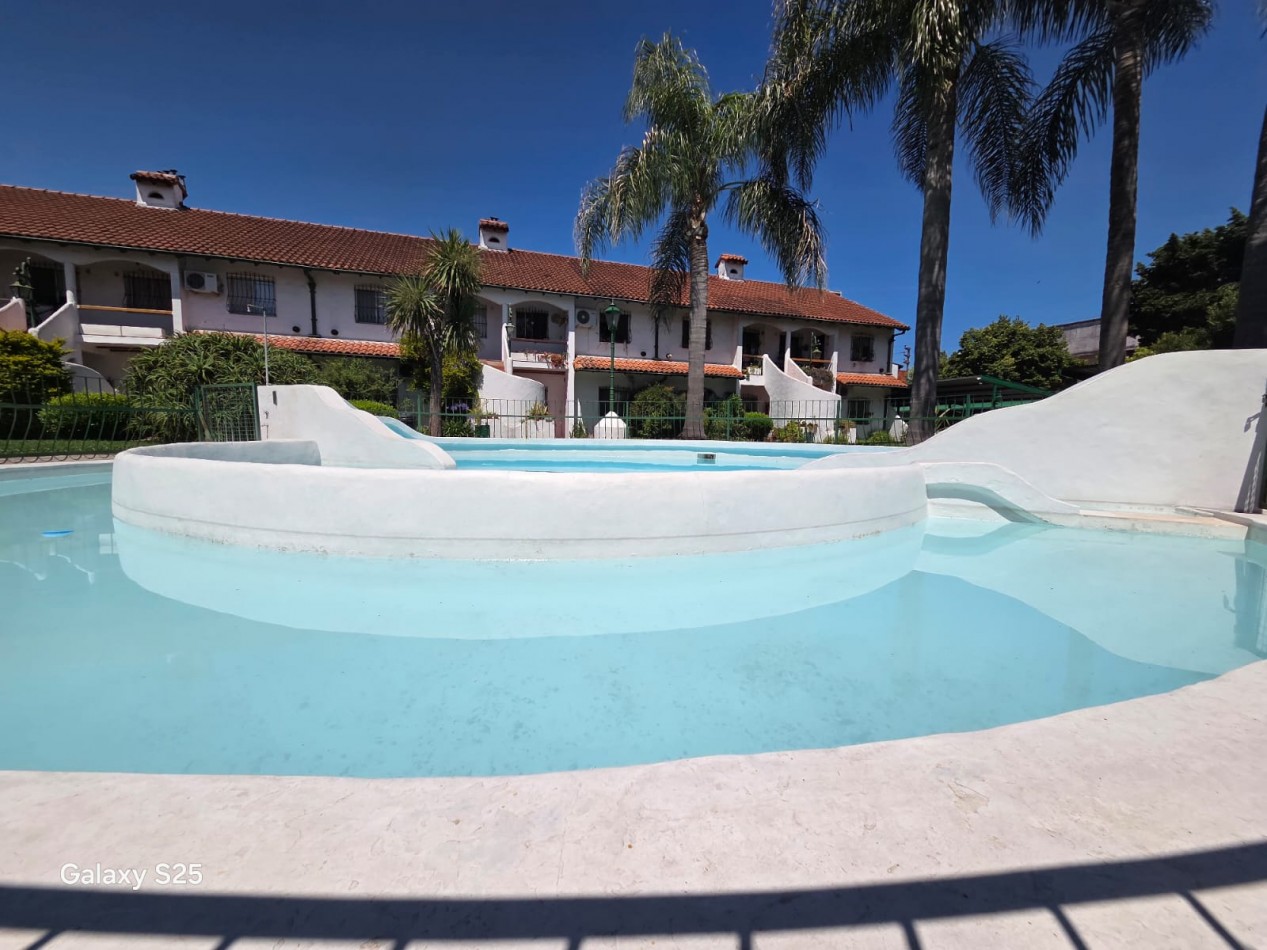 VENTA APTO CREDITO TRES AMBIENTES COCHERA JARDIN PATIO PILETA MUÑIZ SAN MIGUEL