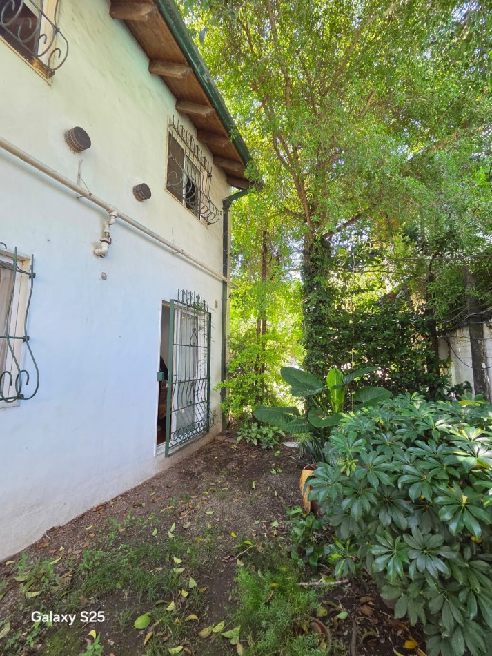 VENTA APTO CREDITO TRES AMBIENTES COCHERA JARDIN PATIO PILETA MUÑIZ SAN MIGUEL