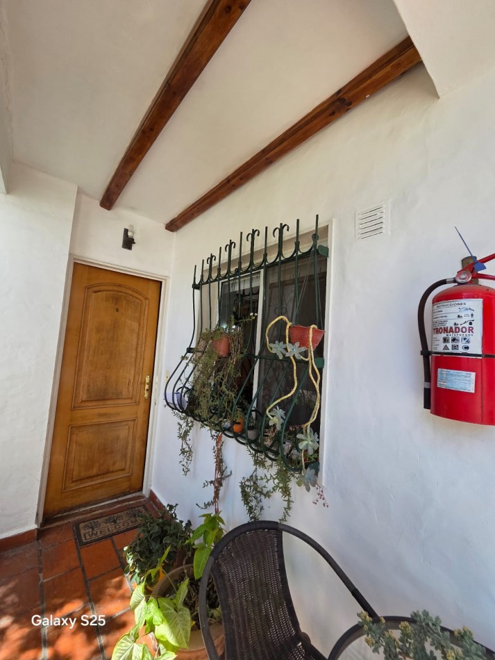 VENTA APTO CREDITO TRES AMBIENTES COCHERA JARDIN PATIO PILETA MUÑIZ SAN MIGUEL