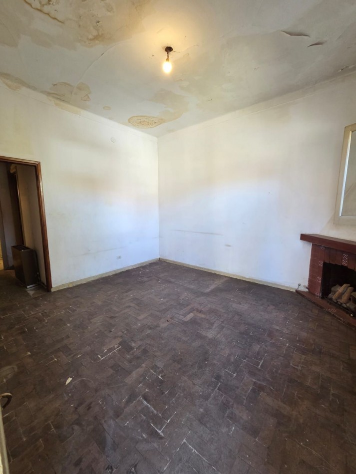 VENTA CASA CHALET A RECICLAR MODERNIZAR HURLINGHAM