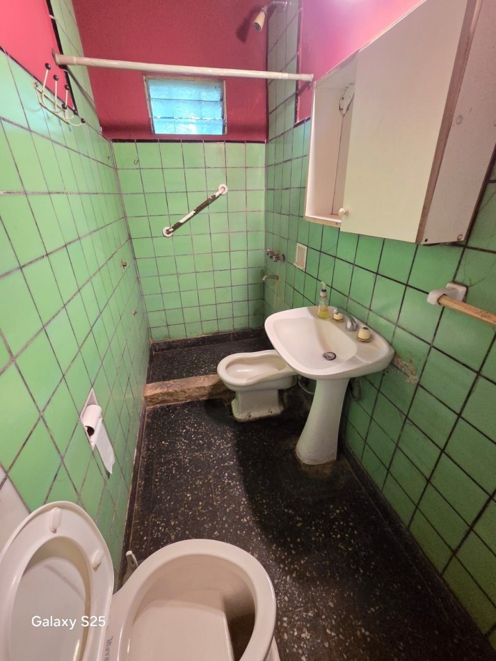 VENTA CASA CON LOCAL APTO CREDITO JOSE C PAZ