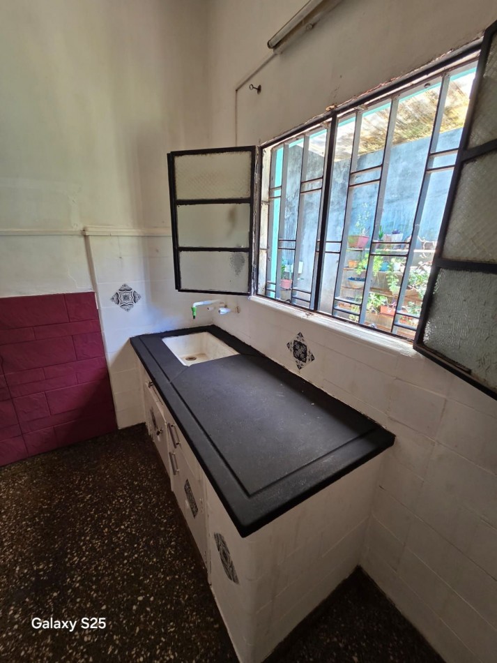 VENTA CASA CON LOCAL APTO CREDITO JOSE C PAZ