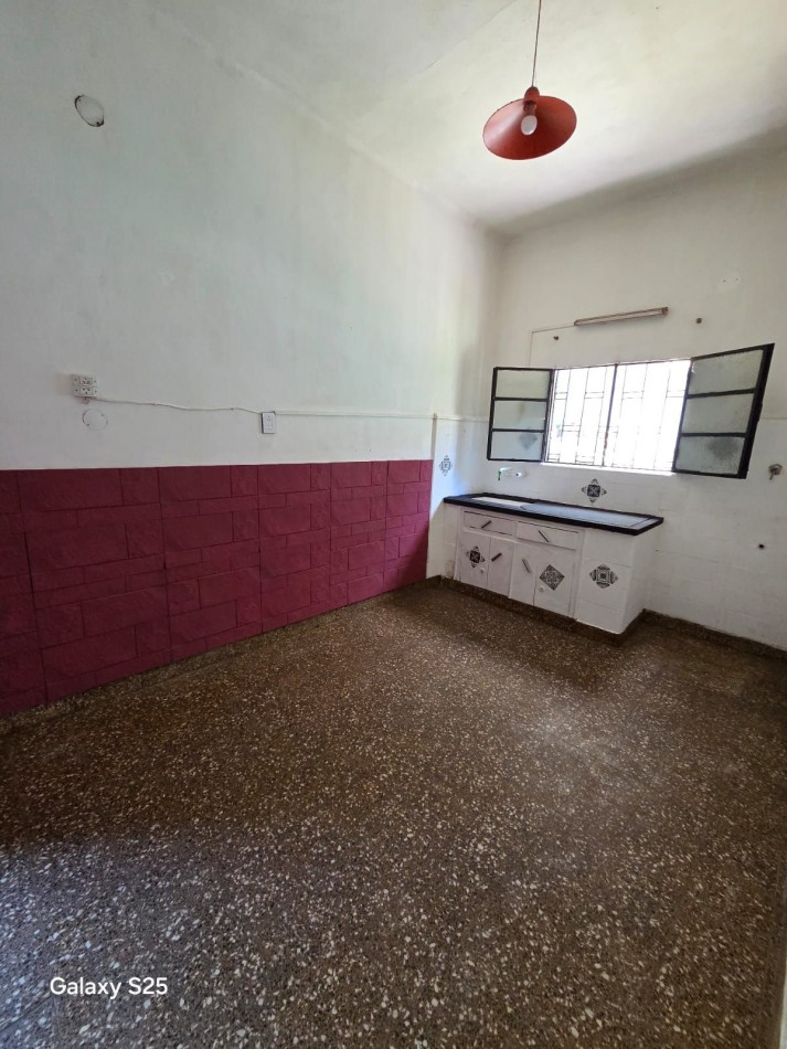 VENTA CASA CON LOCAL APTO CREDITO JOSE C PAZ