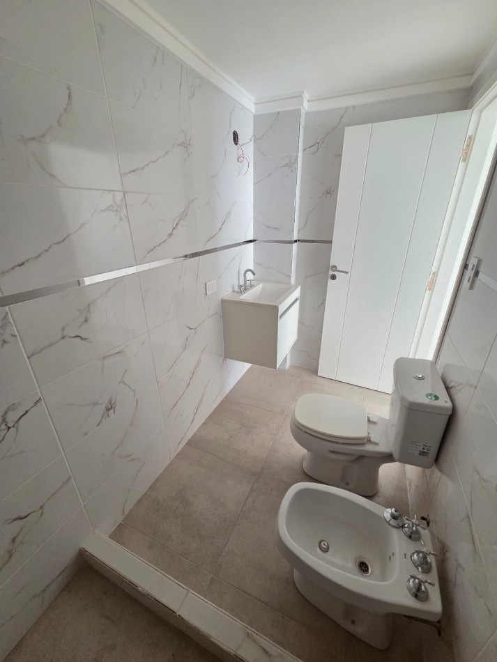 VENTA A ESTRENAR MONOAMBIENTE CON BALCON SAN MIGUEL CENTRO