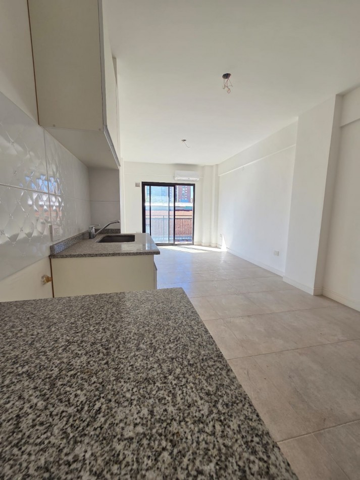 VENTA A ESTRENAR MONOAMBIENTE CON BALCON SAN MIGUEL CENTRO