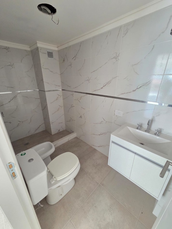 VENTA A ESTRENAR MONOAMBIENTE CON BALCON SAN MIGUEL CENTRO