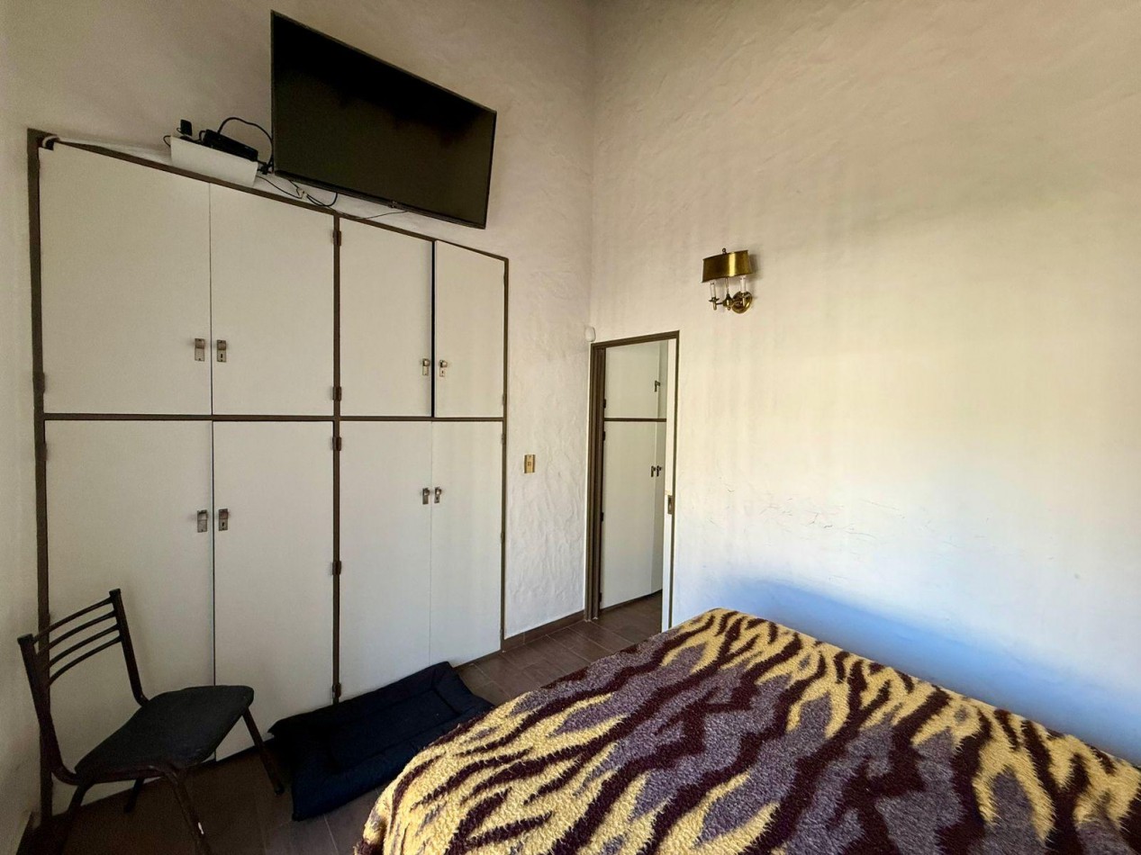 VENTA CASA CINCO AMBIENTES PILETA PARQUE COUNTRY BARRIO SAN MIGUEL DE GHISO