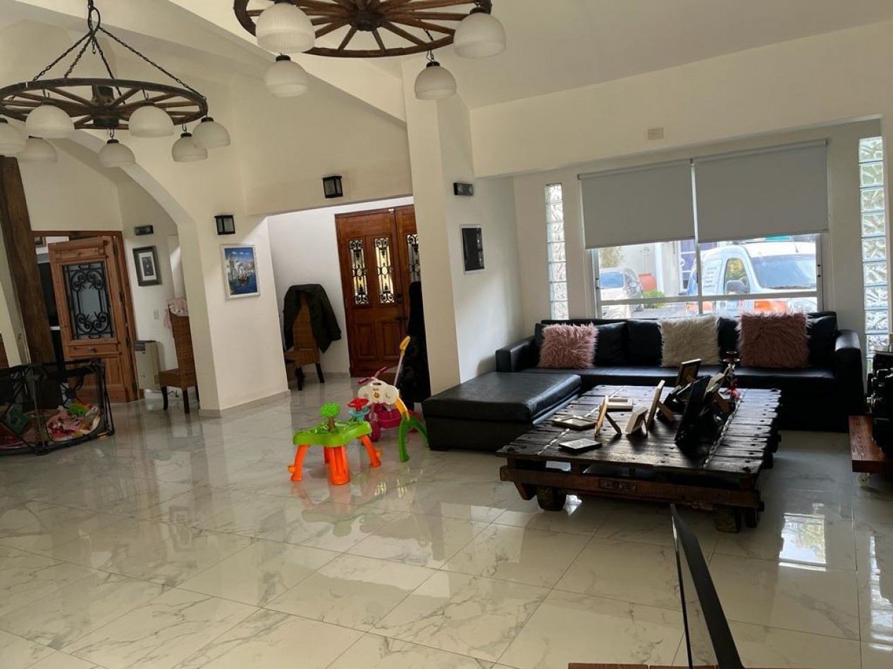 VENTA CASA BARRIO CERRADO COUNTRY SAN MIGUEL DE GHISO BELLA VISTA