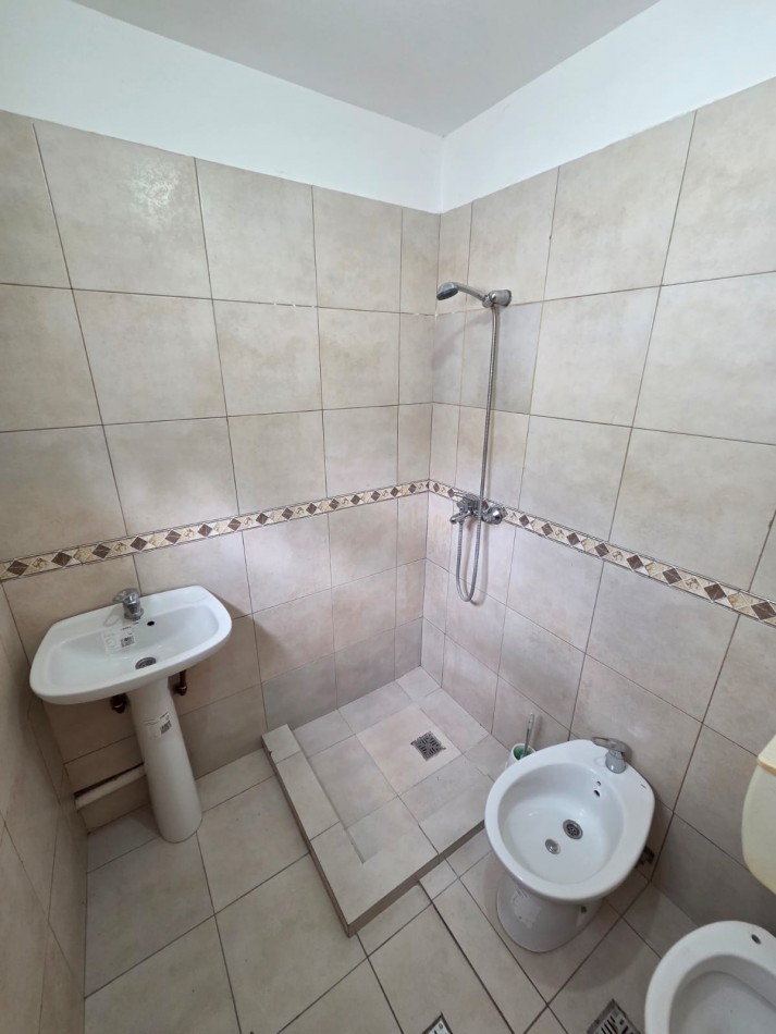 ALQUILER DOS AMBIENTES PATIO PLANTA BAJA BELLA VISTA SAN MIGUEL