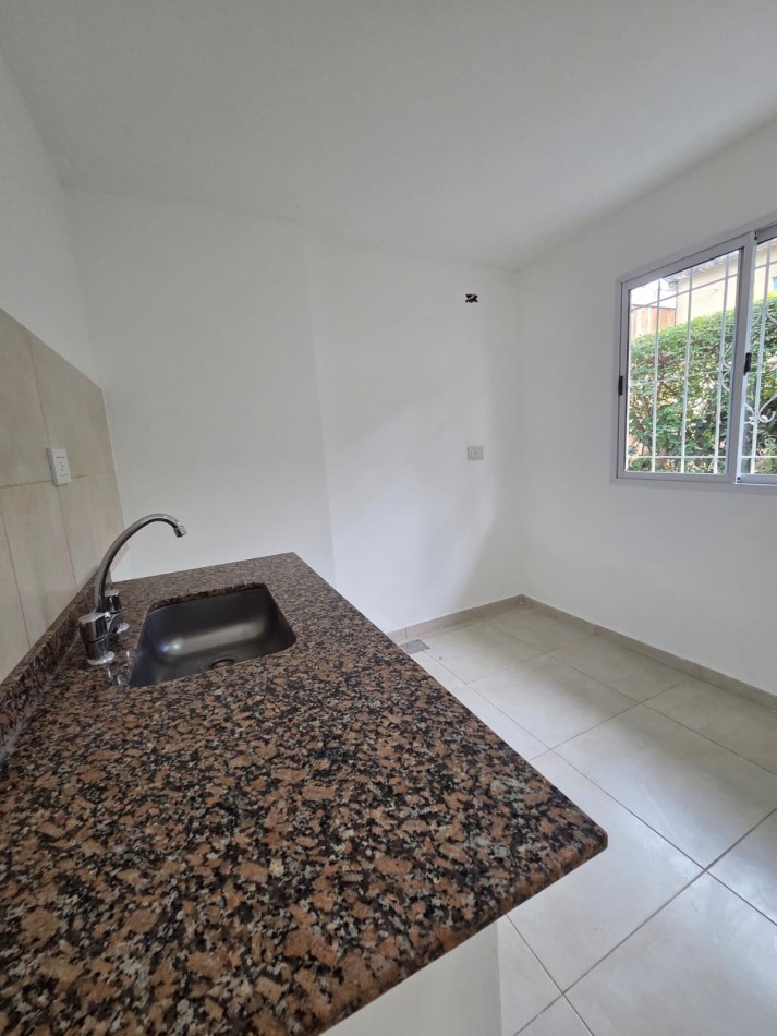 ALQUILER DOS AMBIENTES PATIO PLANTA BAJA BELLA VISTA SAN MIGUEL