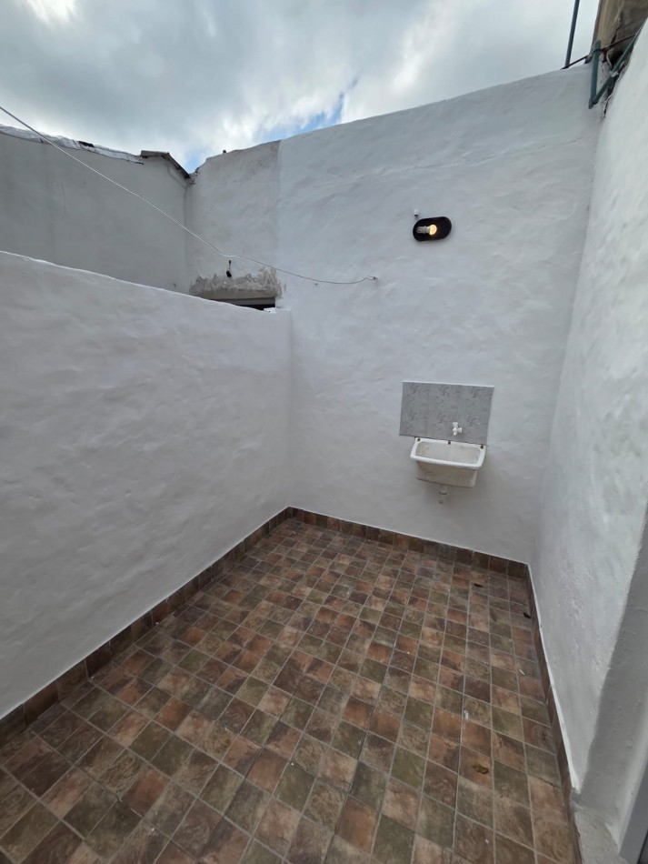 ALQUILER DOS AMBIENTES PATIO PLANTA BAJA BELLA VISTA SAN MIGUEL