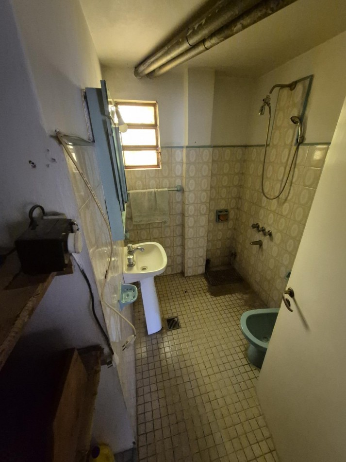 VENTA CASA CINCO AMBIENTES PARQUE COCHERA SAN MIGUEL