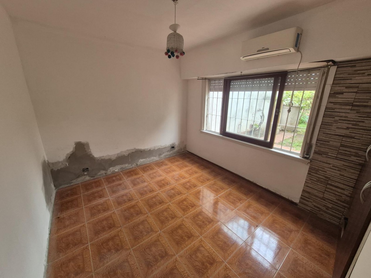 VENTA CASA CINCO AMBIENTES PARQUE COCHERA SAN MIGUEL