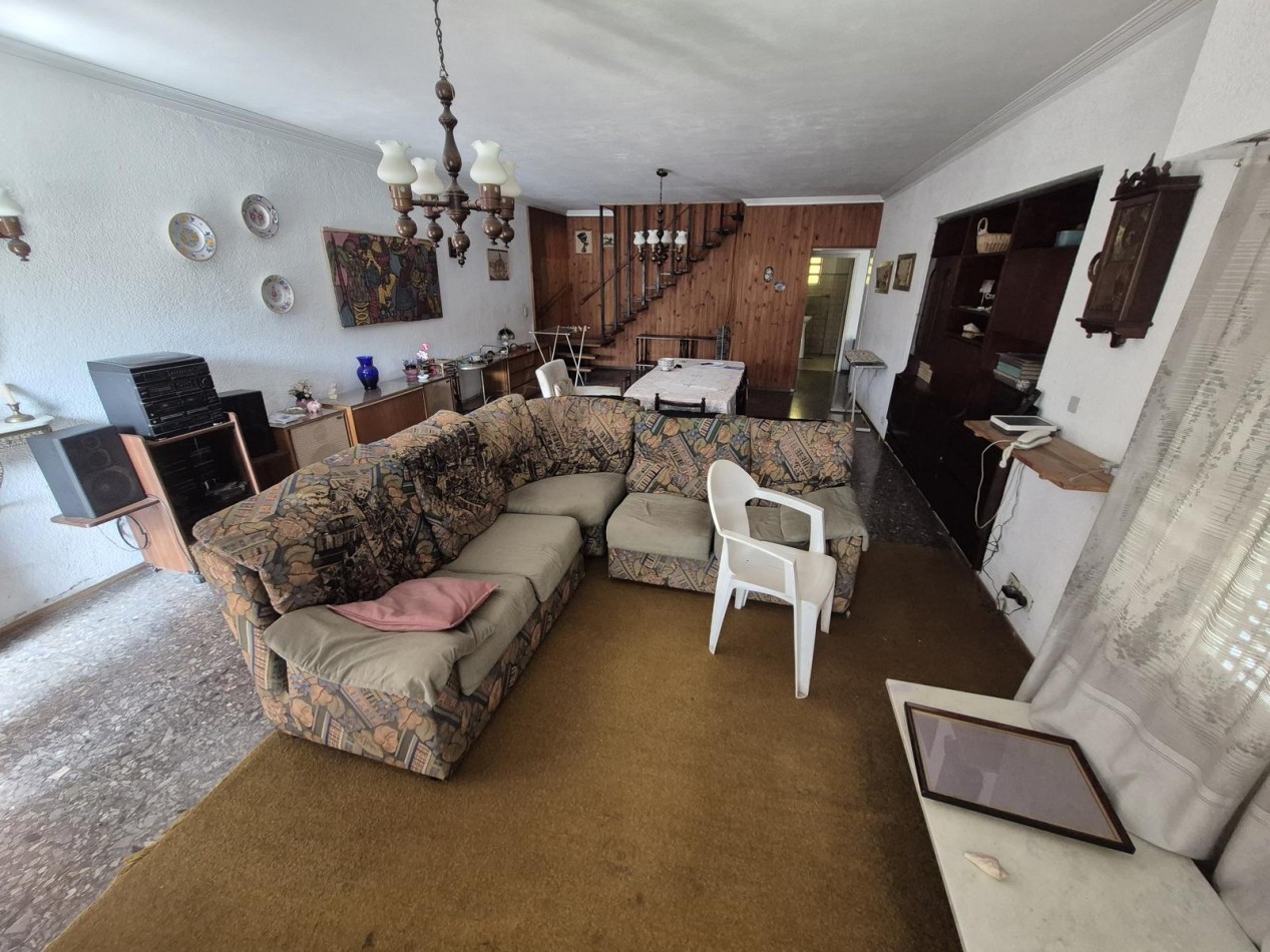 VENTA CASA CINCO AMBIENTES PARQUE COCHERA SAN MIGUEL