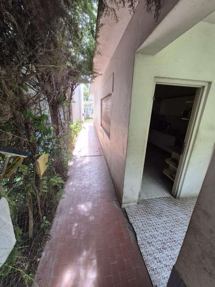 VENTA CASA CINCO AMBIENTES PARQUE COCHERA SAN MIGUEL