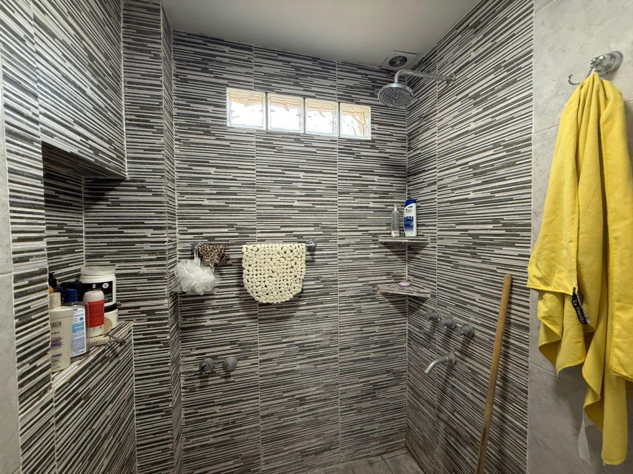 VENTA CASA TRES AMBIENTES COCHERA PATIO DEPARTAMENTO LOCAL SAN MIGUEL