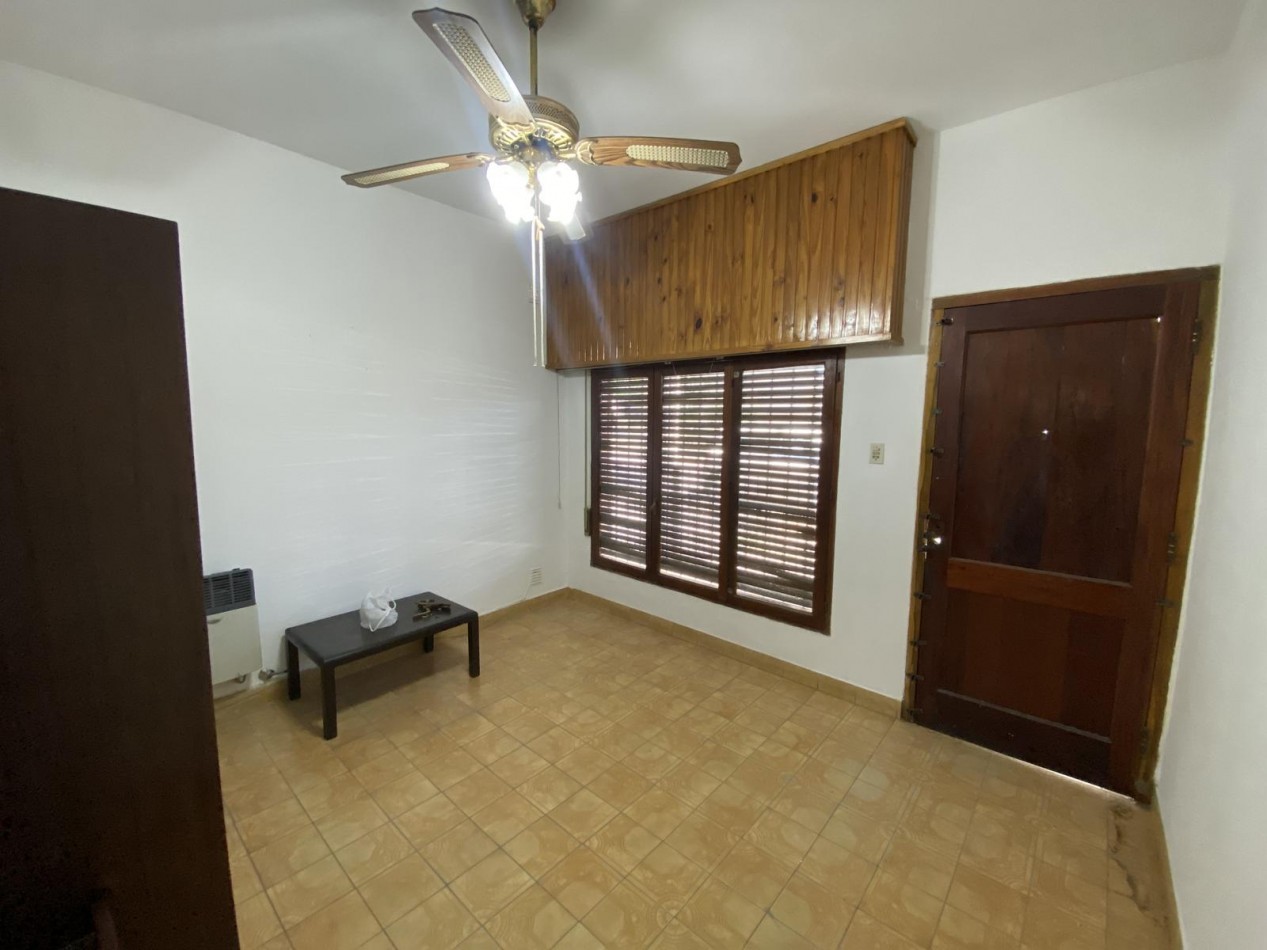 VENTA CASA PH APTO CREDITO TRES AMBIENTES PATIO COCHERA BELLA VISTA