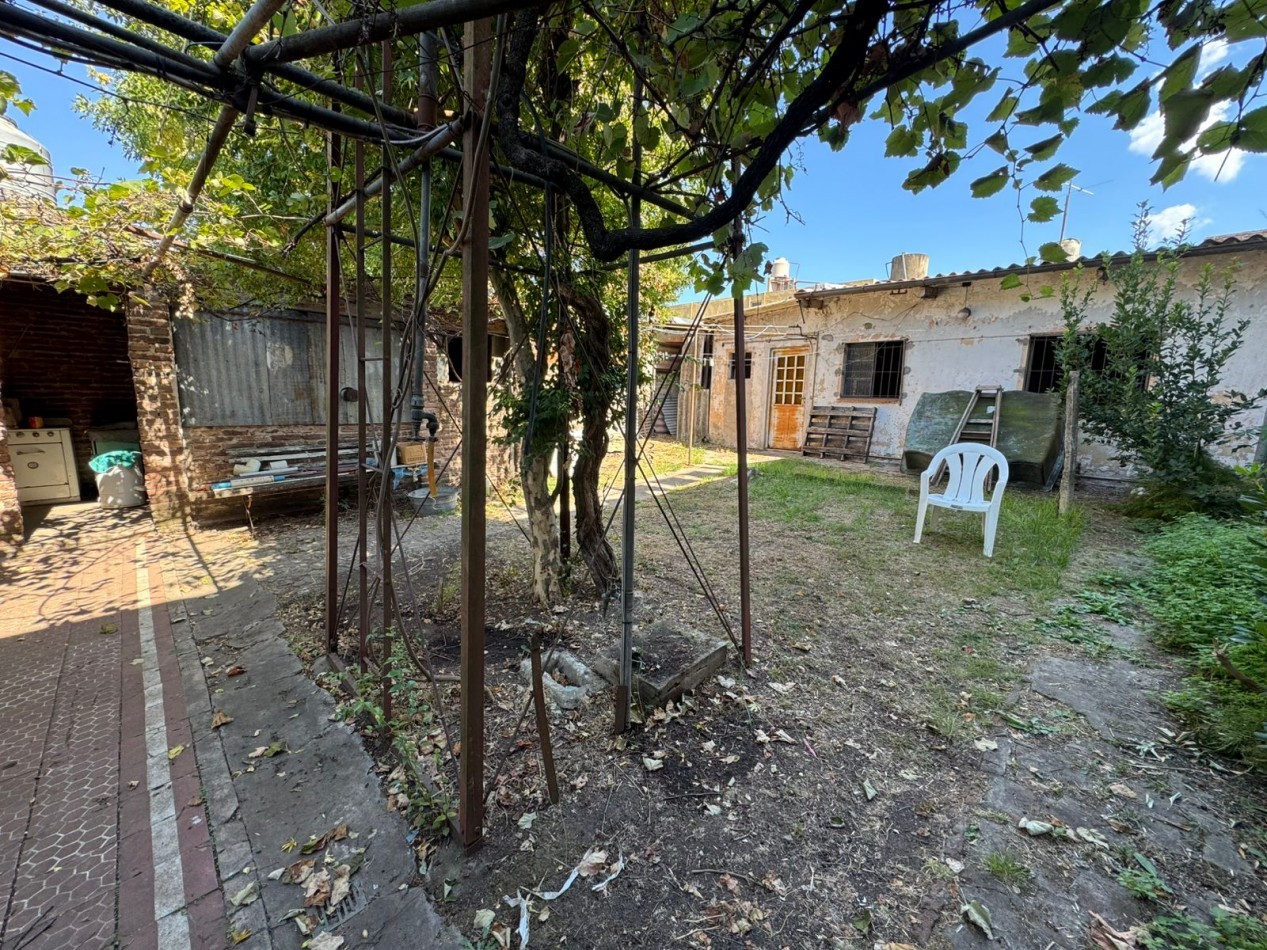 VENTA CASA A REFACCIONAR RECICLAR BELLA VISTA SAN MIGUEL